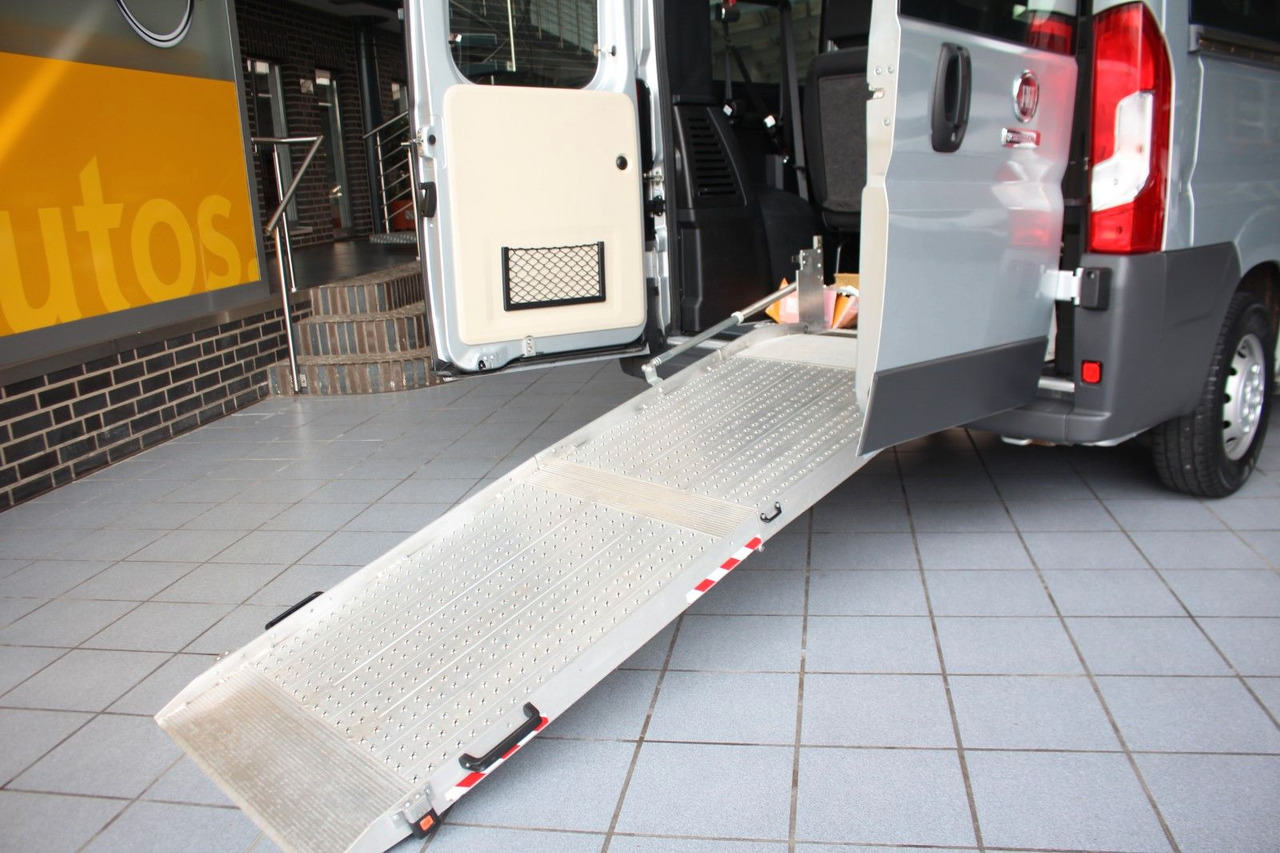 Furgão de passageiros Fiat Ducato Kombi 33 150 L1H1 9-Sitzer Rollstuhlrampe: foto 9