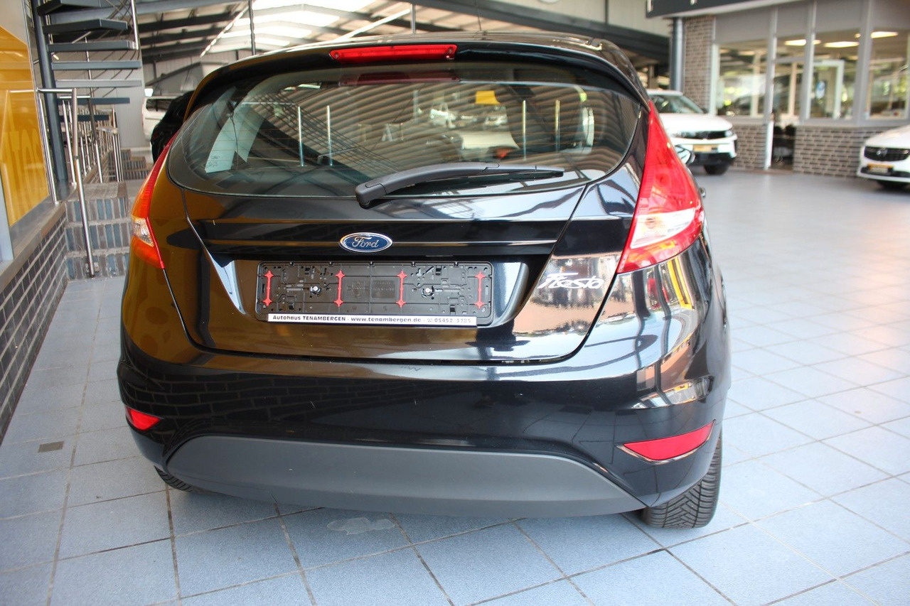 Ford Fiesta Trend Klima + Frontscheibenheizung 5Türer - Automóvel: foto 4 Ford Fiesta Trend Klima + Frontscheibenheizung 5Türer - Automóvel: foto 4