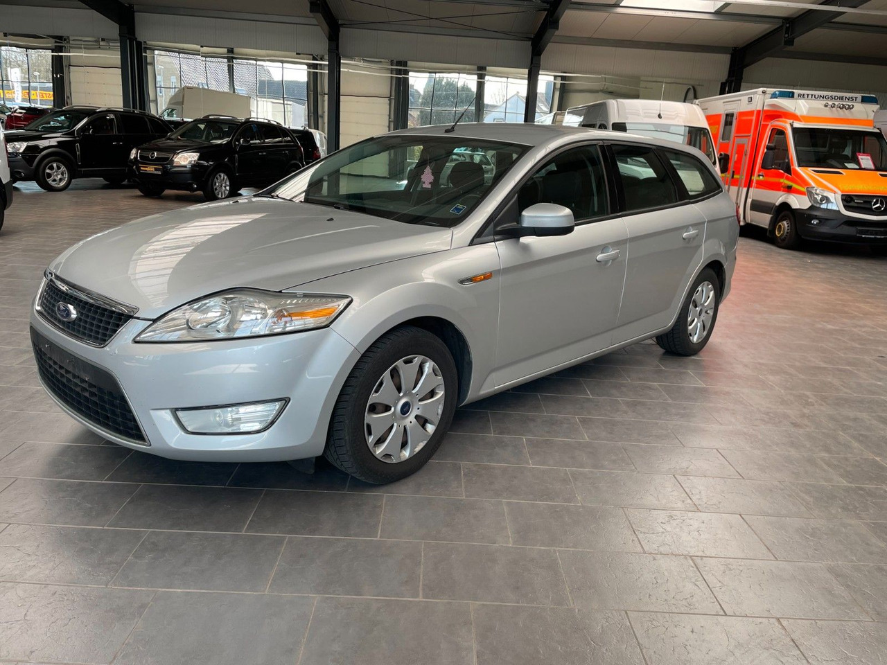 Automóvel Ford Mondeo Turnier Trend  / AHK / 8-fach Bereift: foto 6