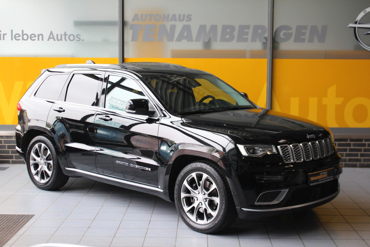 Jeep Grand Cherokee 3.0 CRD Summit H&K Pano DVD ACC - SUV: foto 1 Jeep Grand Cherokee 3.0 CRD Summit H&K Pano DVD ACC - SUV: foto 1