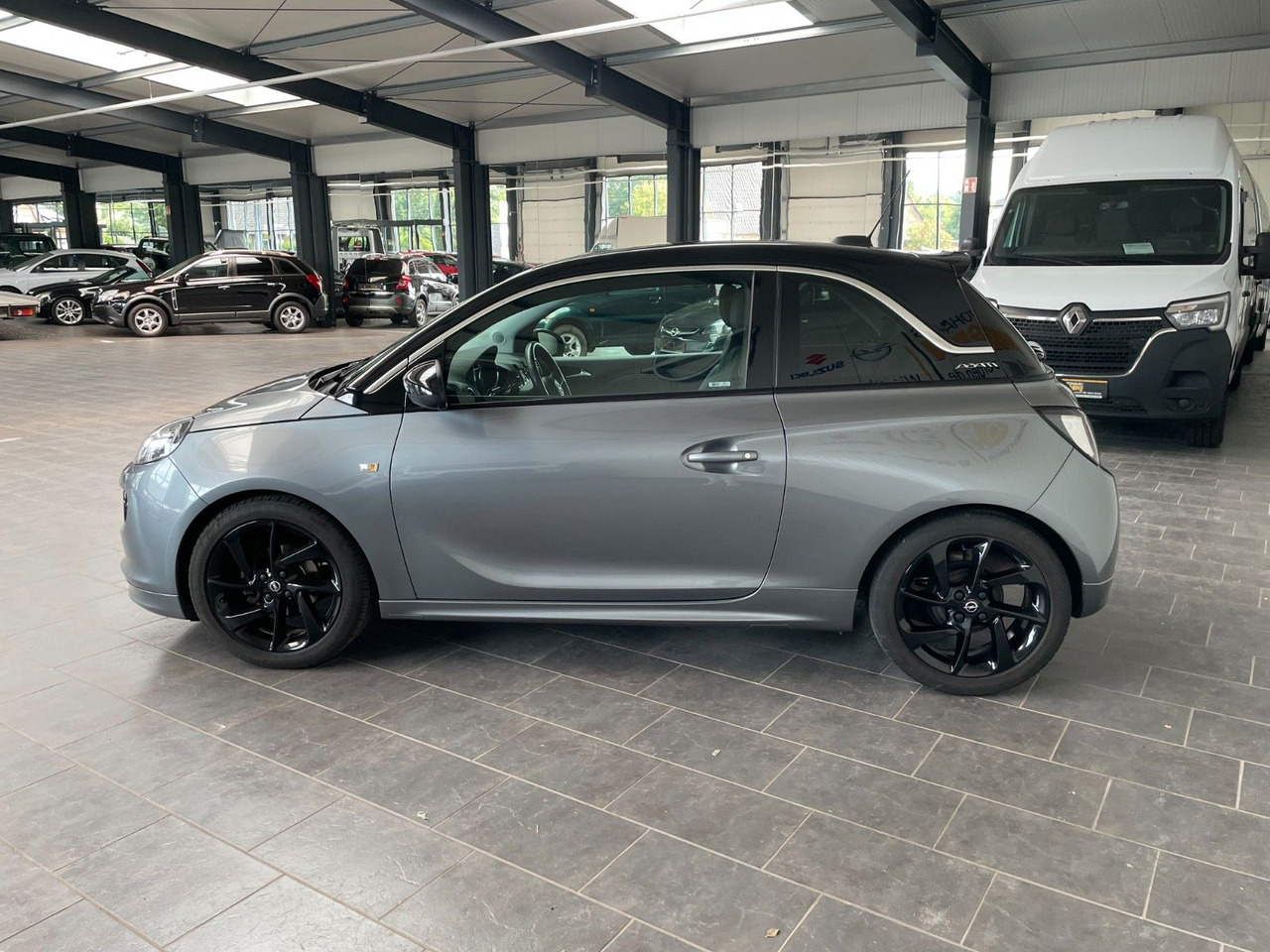 Opel Adam Slam Tempomat Sound-System Infinity - Automóvel: foto 5 Opel Adam Slam Tempomat Sound-System Infinity - Automóvel: foto 5