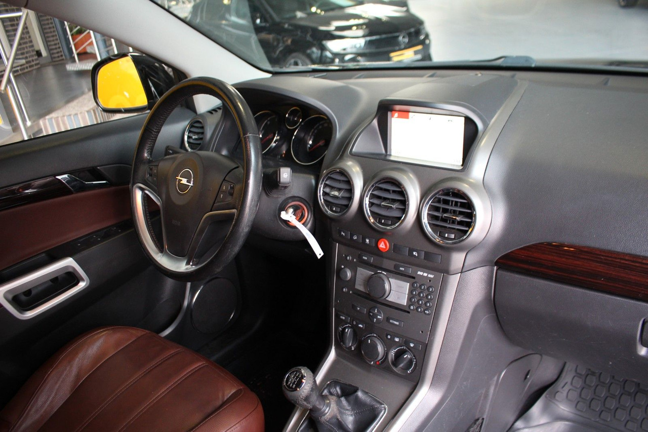 Opel Antara Cosmo 4x4 Navi AHK AT-Motor & Getriebe - SUV: foto 5 Opel Antara Cosmo 4x4 Navi AHK AT-Motor & Getriebe - SUV: foto 5