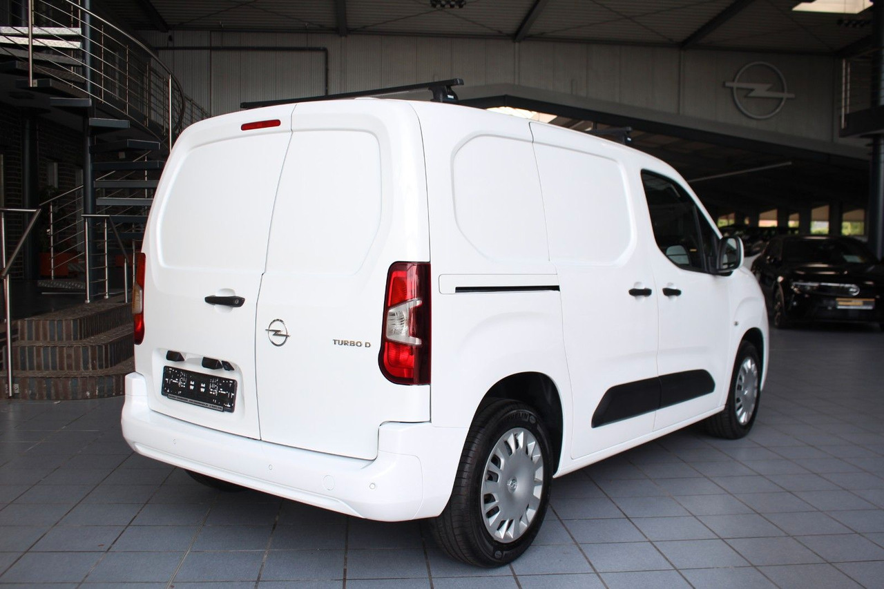 Opel Combo E Cargo Edition Klima Kamera AT-Motor - Furgão compacto: foto 5 Opel Combo E Cargo Edition Klima Kamera AT-Motor - Furgão compacto: foto 5