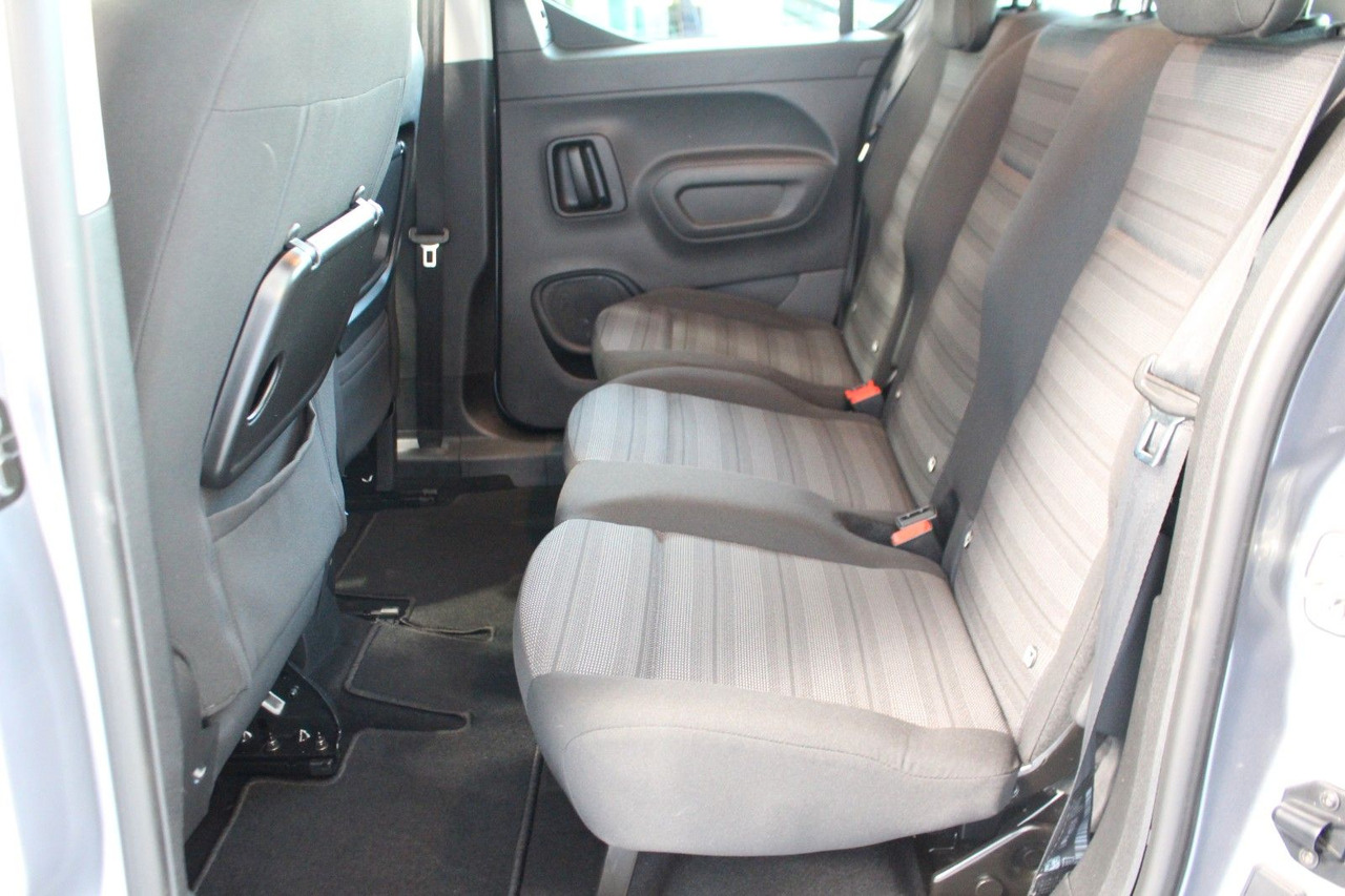 Furgão de passageiros Opel Combo Life E Elegance 180°Kamera Allwetter DAB: foto 13 Furgão de passageiros Opel Combo Life E Elegance 180°Kamera Allwetter DAB: foto 13