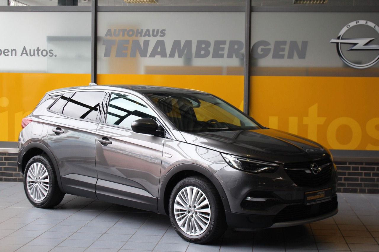 Opel Grandland X Innovation AT-8 Navi Kamera LED AHK - SUV: foto 1 Opel Grandland X Innovation AT-8 Navi Kamera LED AHK - SUV: foto 1