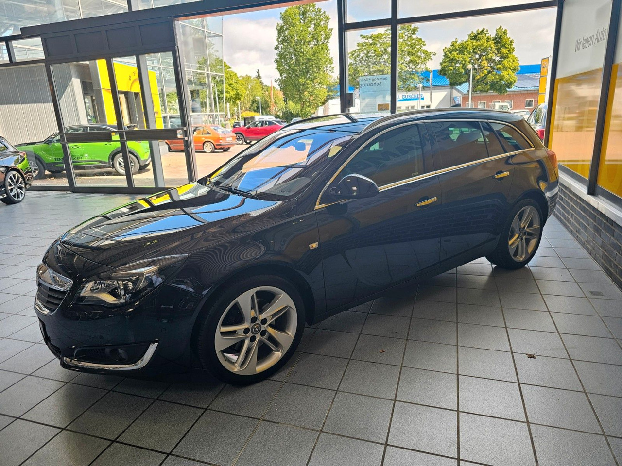 Opel Insignia A Business Innovation AHK ACC Leder Nav - Automóvel: foto 3 Opel Insignia A Business Innovation AHK ACC Leder Nav - Automóvel: foto 3