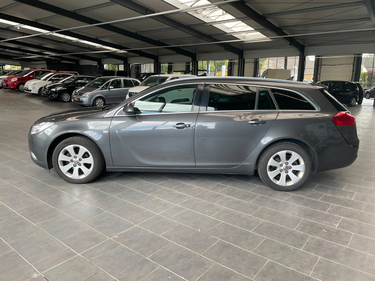 Opel Insignia A Sports Tourer 150 Jahre Opel AHK - Automóvel: foto 3 Opel Insignia A Sports Tourer 150 Jahre Opel AHK - Automóvel: foto 3