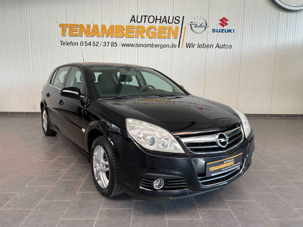 Opel Signum Edition Bluetooth Navi Automatik - Carrinha: foto 1 Opel Signum Edition Bluetooth Navi Automatik - Carrinha: foto 1