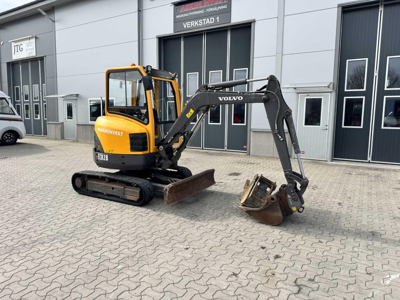 Volvo ECR28 - Mini escavadeira: foto 5 Volvo ECR28 - Mini escavadeira: foto 5