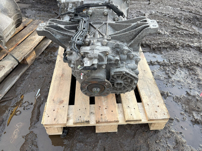 Mercedes-Benz G211-12 - Caixa de velocidade: foto 3 Mercedes-Benz G211-12 - Caixa de velocidade: foto 3