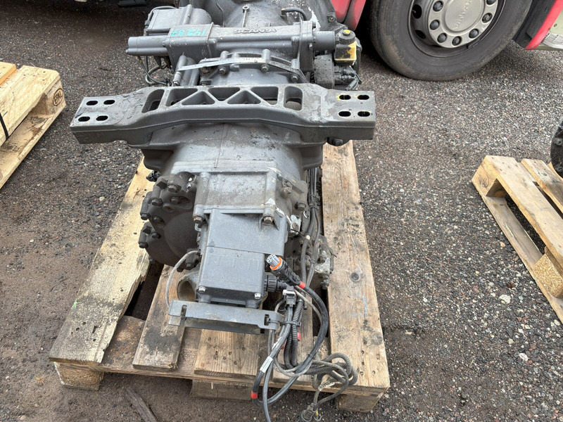 Scania GRS905 OPC5 - Caixa de velocidade: foto 3 Scania GRS905 OPC5 - Caixa de velocidade: foto 3