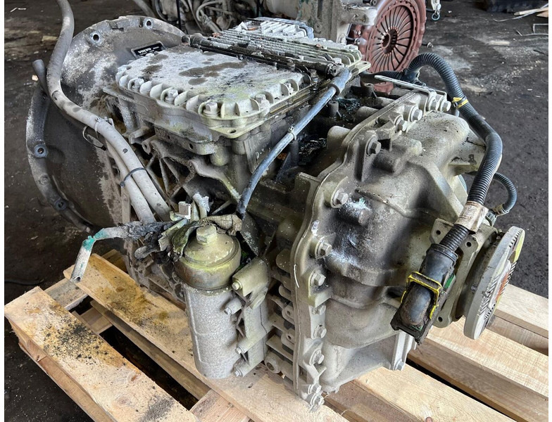 Volvo AT2612E - Caixa de velocidade: foto 3 Volvo AT2612E - Caixa de velocidade: foto 3