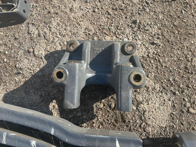 Volvo FH4 - Suspensão de molas/ Suspensão de lâminas: foto 5 Volvo FH4 - Suspensão de molas/ Suspensão de lâminas: foto 5