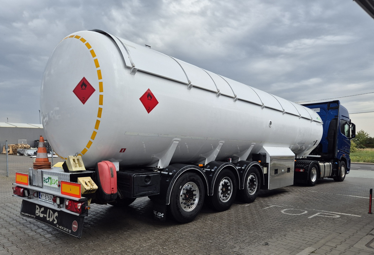 BC-LDS EMERSON/ propane/ butane/ lpg/ gpl - Semi-reboque cisterna: foto 3 BC-LDS EMERSON/ propane/ butane/ lpg/ gpl - Semi-reboque cisterna: foto 3