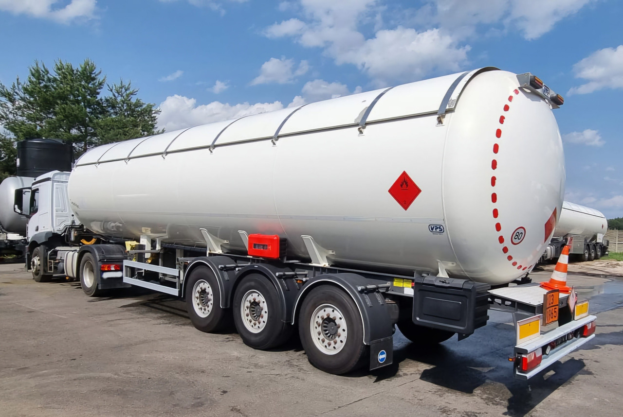 VPS LPG/ GPL/ PROPANE/ BUTANE/ EMERSON F200 - Semi-reboque cisterna: foto 2 VPS LPG/ GPL/ PROPANE/ BUTANE/ EMERSON F200 - Semi-reboque cisterna: foto 2