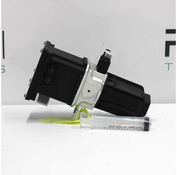 DAF XF106 AdBlue Pomp 2208766 Nieuw - Sistema de combustível para Camião: foto 2 DAF XF106 AdBlue Pomp 2208766 Nieuw - Sistema de combustível para Camião: foto 2