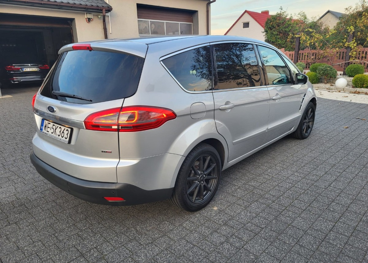 Ford S-Max Super Stan Ful Wypas Doinwestowany - Automóvel: foto 1 Ford S-Max Super Stan Ful Wypas Doinwestowany - Automóvel: foto 1