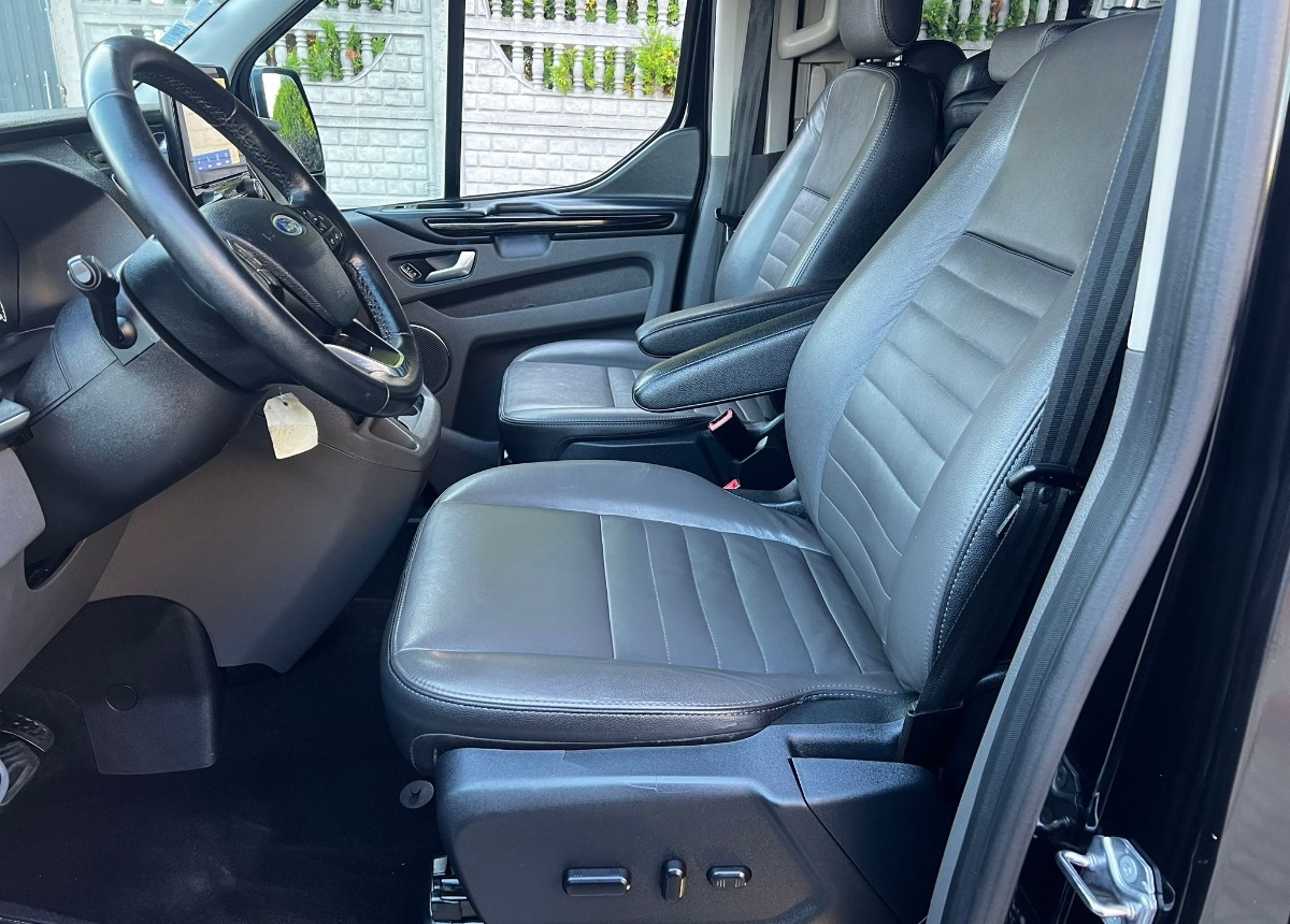 Minibus, Furgão de passageiros Ford Tourneo Custom Turneo Tytanium X specjalistyczny dla Inwalidów: foto 12