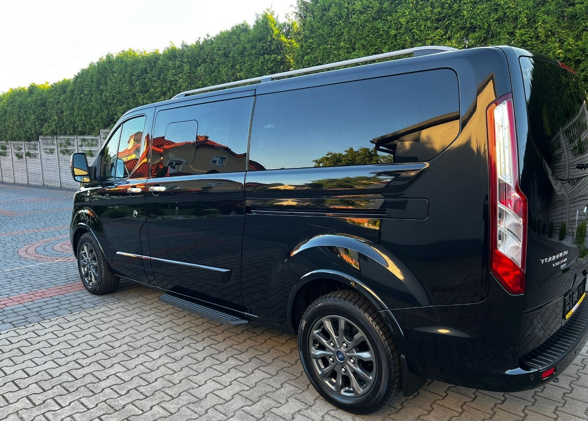 Minibus, Furgão de passageiros Ford Tourneo Custom Turneo Tytanium X specjalistyczny dla Inwalidów: foto 10