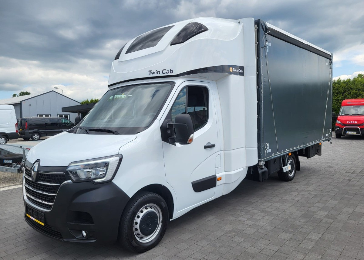 Renault 10 europalet kabina XXL 2x spania Master jak Nowy Kabina 2xspanie - Carrinha de lona: foto 2 Renault 10 europalet kabina XXL 2x spania Master jak Nowy Kabina 2xspanie - Carrinha de lona: foto 2