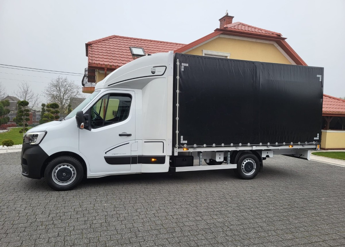Renault Master kabina XL Stan idealny Bezwypadkowy Serwisowany - Carrinha de lona: foto 1 Renault Master kabina XL Stan idealny Bezwypadkowy Serwisowany - Carrinha de lona: foto 1