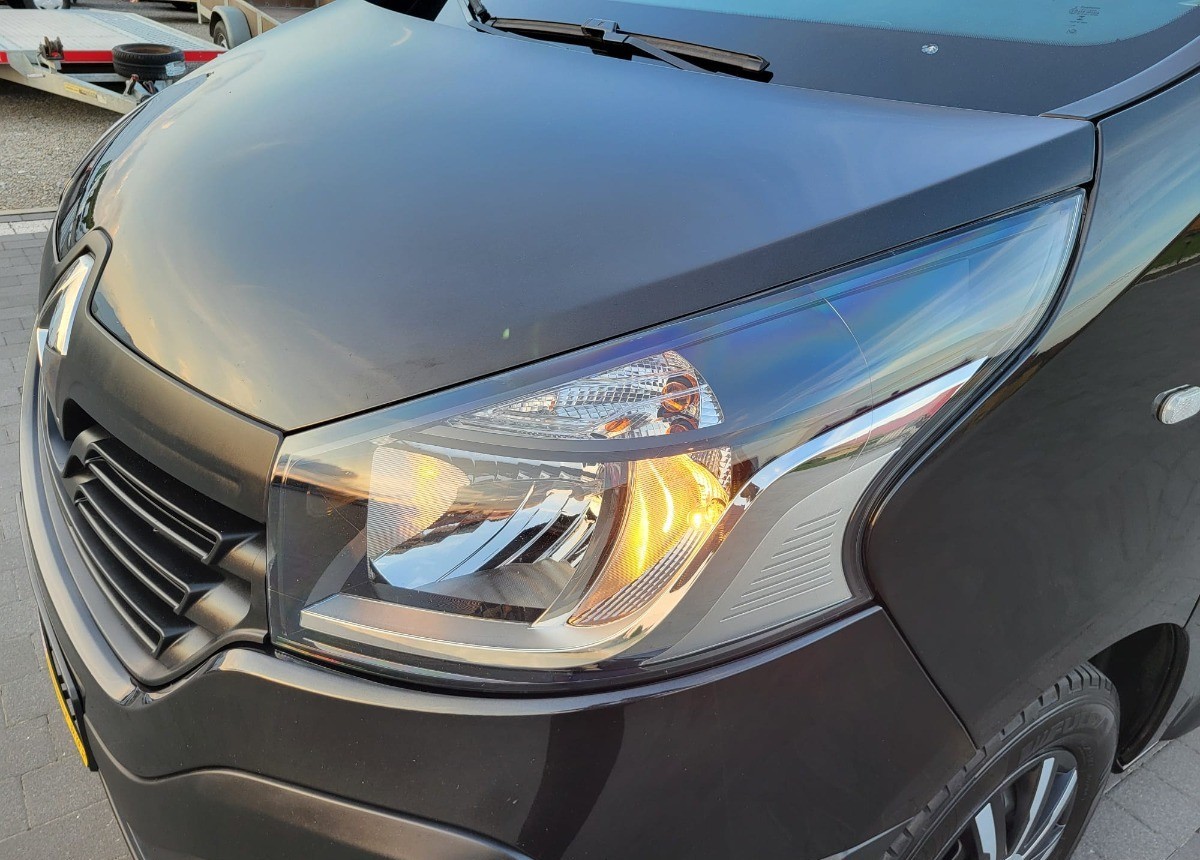 Renault Trafic Long doka 6-osobowy 6 osobowy - Carrinha cabine dupla: foto 2 Renault Trafic Long doka 6-osobowy 6 osobowy - Carrinha cabine dupla: foto 2