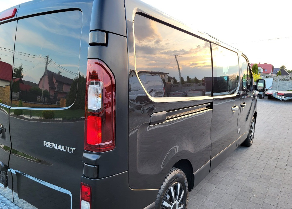 Renault Trafic Long doka 6-osobowy 6 osobowy - Carrinha cabine dupla: foto 5 Renault Trafic Long doka 6-osobowy 6 osobowy - Carrinha cabine dupla: foto 5