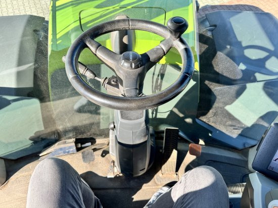 Locação financeira de CLAAS 783 SSF 40 XERION  Ohne Hacker CLAAS 783 SSF 40 XERION  Ohne Hacker: foto 11