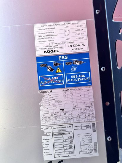 Kögel SN 24-1 - Semi-reboque de lona: foto 3 Kögel SN 24-1 - Semi-reboque de lona: foto 3