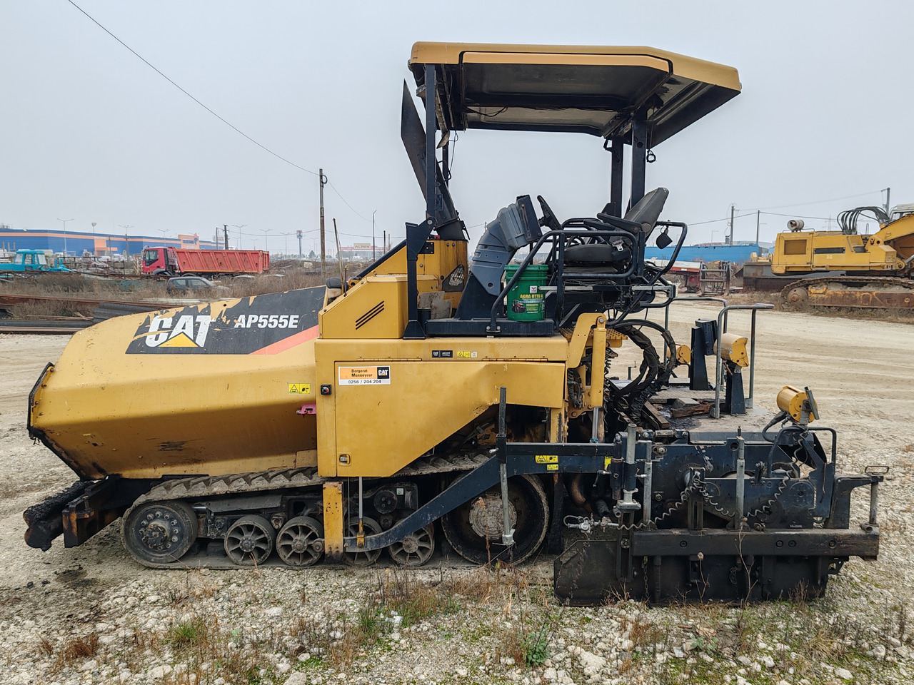 Caterpillar AP555E - Distribuidor de asfalto: foto 4 Caterpillar AP555E - Distribuidor de asfalto: foto 4