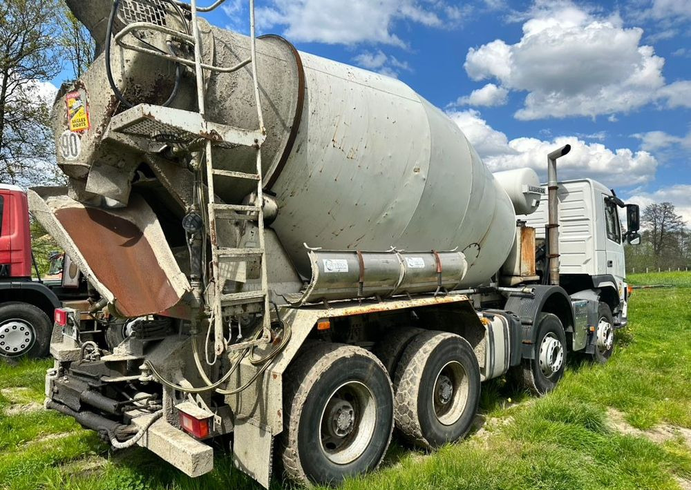 Volvo FM - Camião betoneira: foto 4 Volvo FM - Camião betoneira: foto 4