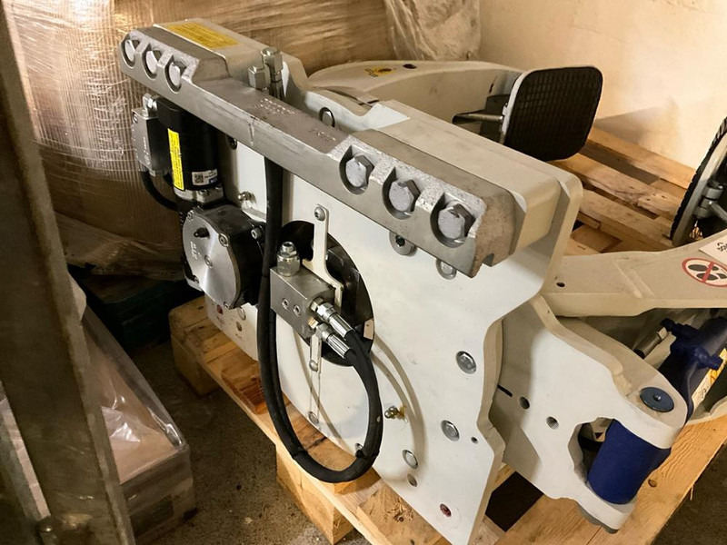 CASCADE - Máquina para metal: foto 5 CASCADE - Máquina para metal: foto 5