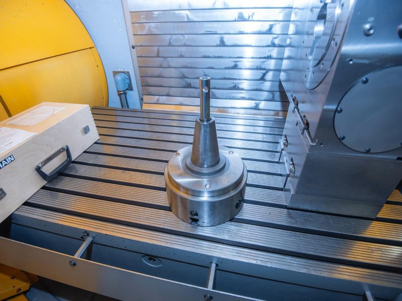 Máquina para metal Deckel Maho DMU 80T: foto 9