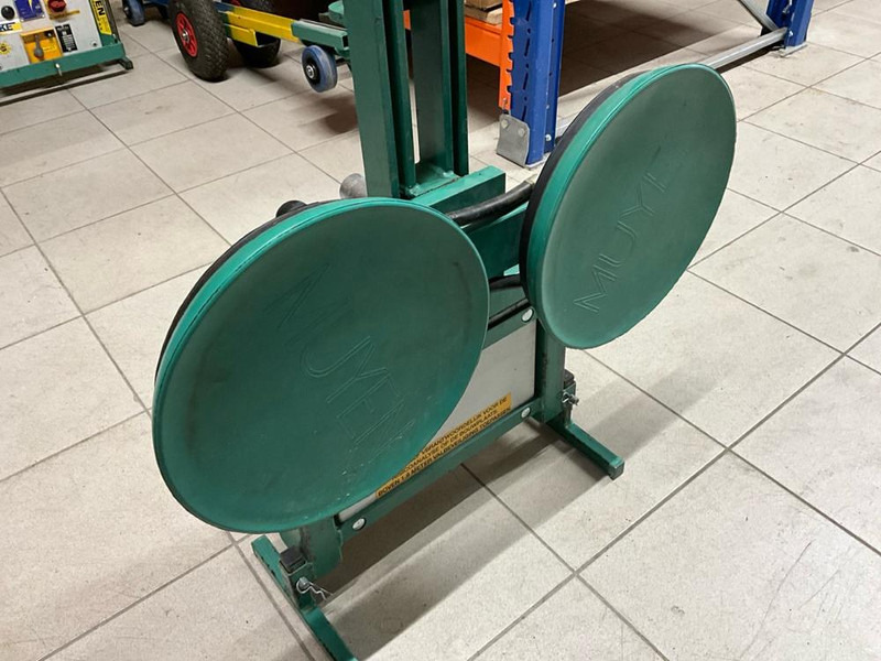 Muyen VA700 - Máquina de construção: foto 3 Muyen VA700 - Máquina de construção: foto 3