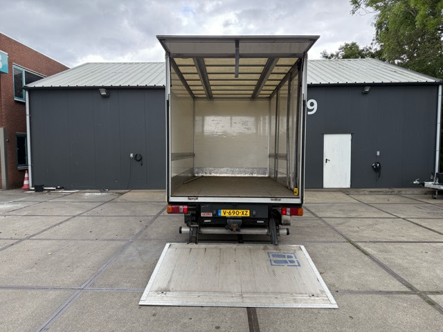 Furgão Mercedes-Benz Sprinter 519 FG 4x2: foto 12