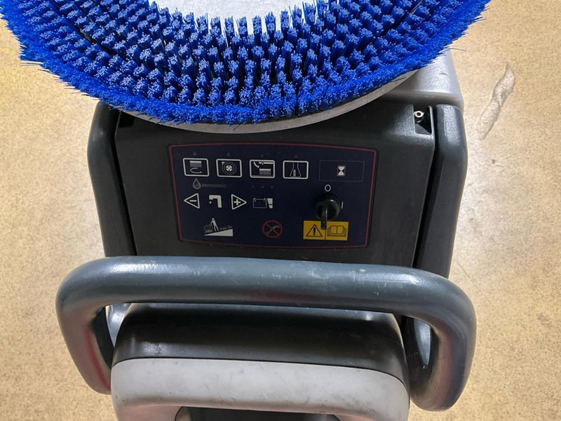 Nilfisk BA 531D - Máquina para metal: foto 3 Nilfisk BA 531D - Máquina para metal: foto 3