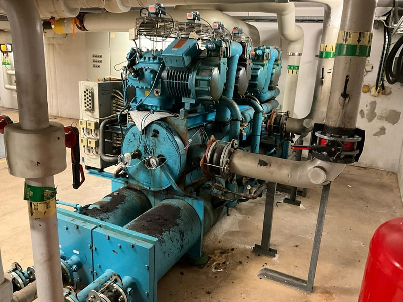 Stal KTK 207 - Máquina para metal: foto 4 Stal KTK 207 - Máquina para metal: foto 4