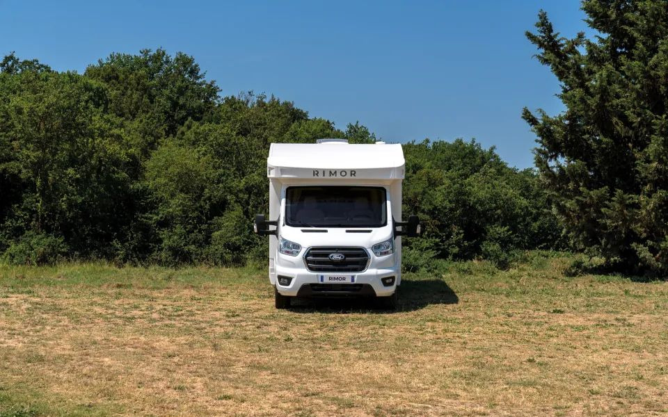 Ford Transit RIMOR KILIG 18 Plus - Autocaravana: foto 3 Ford Transit RIMOR KILIG 18 Plus - Autocaravana: foto 3