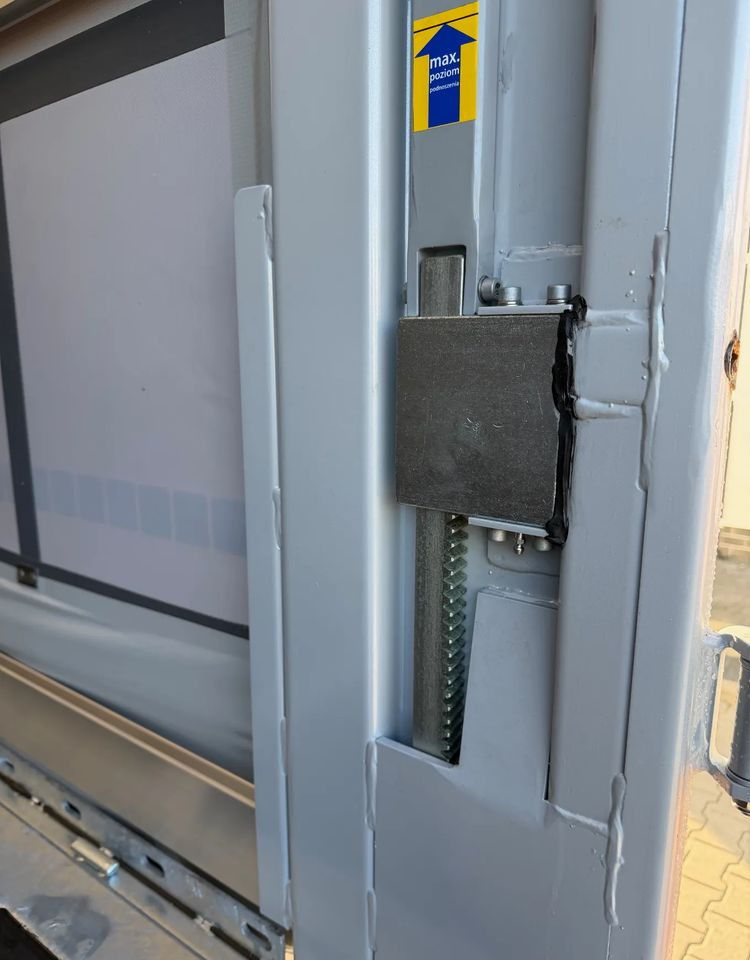 Camião de lona MAN TGM 18.250 FIRANA 22 euro palety!: foto 10 Camião de lona MAN TGM 18.250 FIRANA 22 euro palety!: foto 10