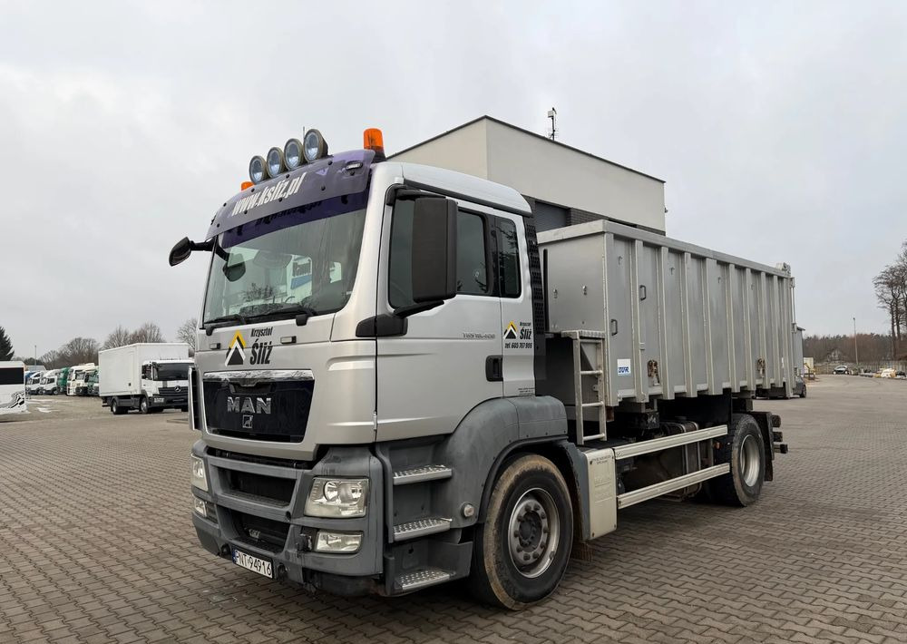 MAN TGS 18.400/ 6x2/WYWROTKA/PŁUG - Camião basculante: foto 2 MAN TGS 18.400/ 6x2/WYWROTKA/PŁUG - Camião basculante: foto 2