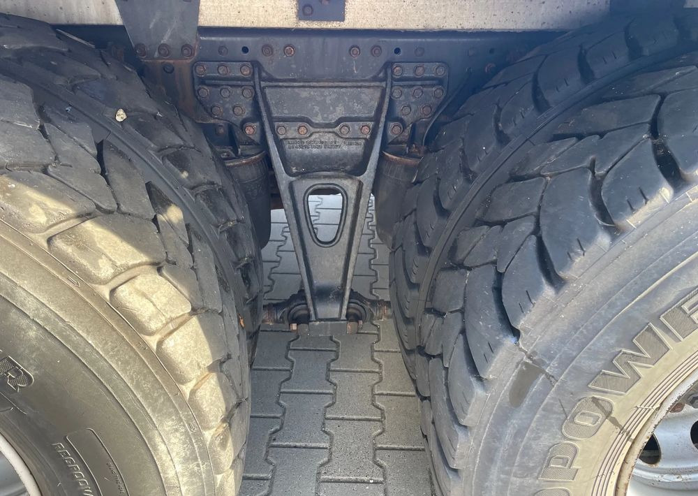 MAN TGX 26.500, 6x4, HDS EPSILOM M12Z, do transportu drewna. - Camião de transporte de madeira, Camião grua: foto 5 MAN TGX 26.500, 6x4, HDS EPSILOM M12Z, do transportu drewna. - Camião de transporte de madeira, Camião grua: foto 5