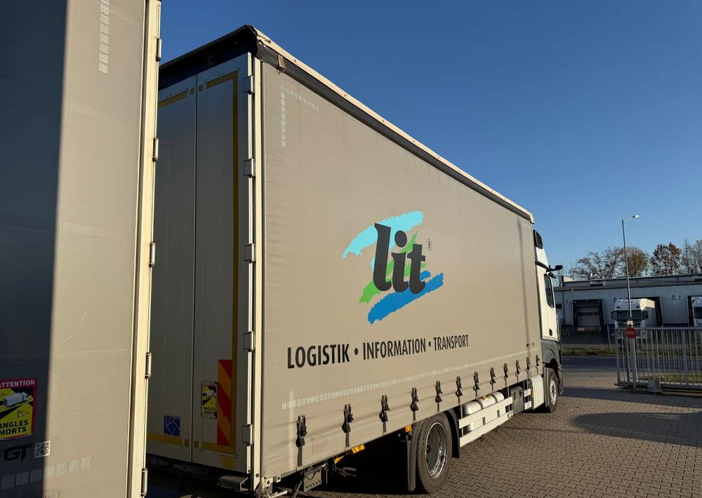 Mercedes-Benz ACTROS 1845 Zestaw przestrzenny przejazdowy120m3 - Camião de lona: foto 5 Mercedes-Benz ACTROS 1845 Zestaw przestrzenny przejazdowy120m3 - Camião de lona: foto 5