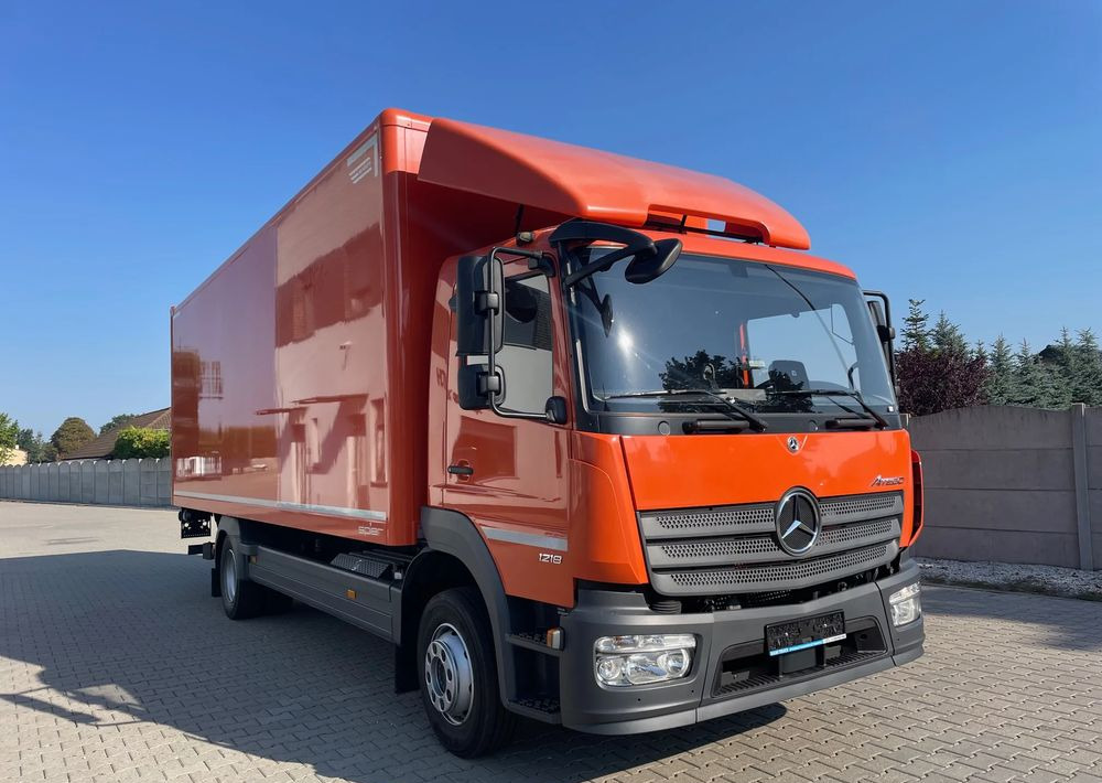 Mercedes-Benz ATEGO 1218 - Camião furgão: foto 5 Mercedes-Benz ATEGO 1218 - Camião furgão: foto 5