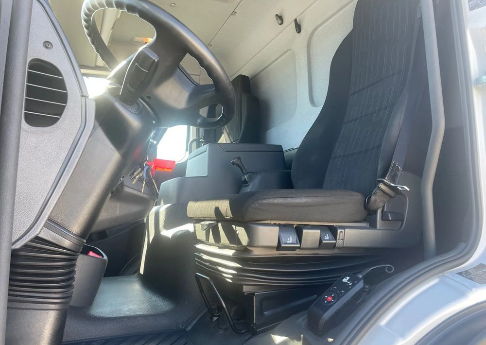 Camião furgão Mercedes-Benz ATEGO 1223: foto 8