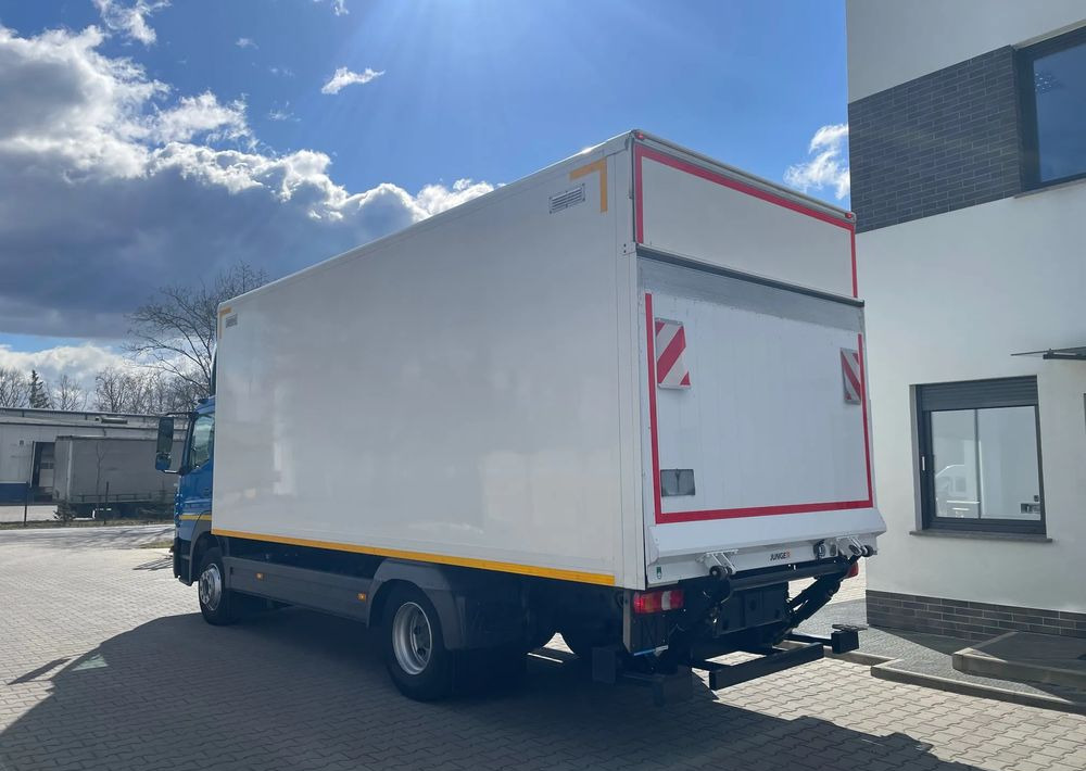 Mercedes-Benz ATEGO 1318, kontener 6,2m, ładowność 7,5 tony! - Camião furgão: foto 3 Mercedes-Benz ATEGO 1318, kontener 6,2m, ładowność 7,5 tony! - Camião furgão: foto 3
