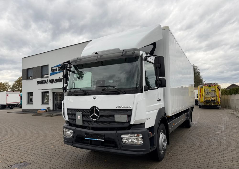 Mercedes-Benz ATEGO 1524 - Camião furgão: foto 1 Mercedes-Benz ATEGO 1524 - Camião furgão: foto 1