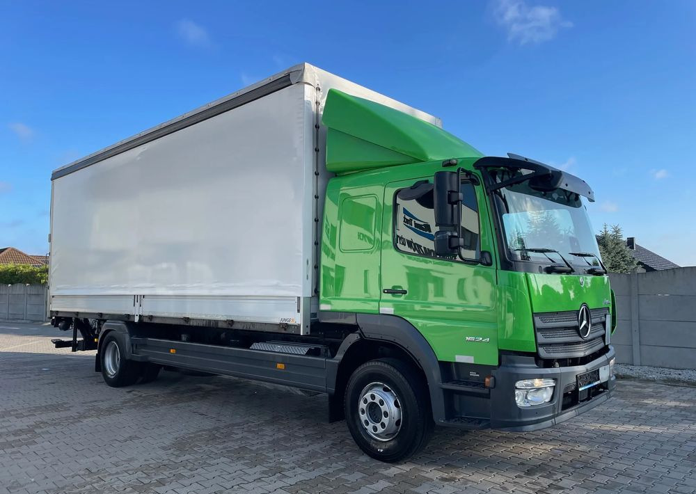 Mercedes-Benz ATEGO 1624/ KABINA SYPIALNA! - Camião de lona: foto 4 Mercedes-Benz ATEGO 1624/ KABINA SYPIALNA! - Camião de lona: foto 4