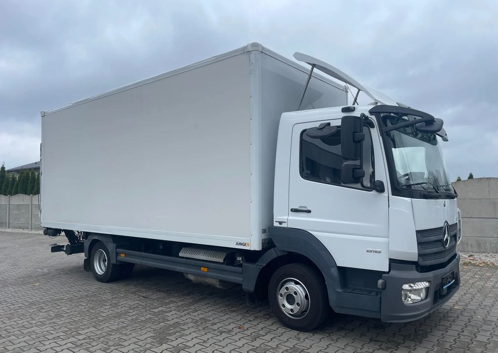 Mercedes-Benz ATEGO 816 DMC 8600 kg - Camião furgão: foto 3 Mercedes-Benz ATEGO 816 DMC 8600 kg - Camião furgão: foto 3
