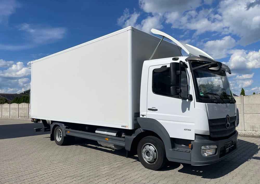 Mercedes-Benz ATEGO 816 ,ładowność 3,1 tony! - Camião furgão: foto 4 Mercedes-Benz ATEGO 816 ,ładowność 3,1 tony! - Camião furgão: foto 4