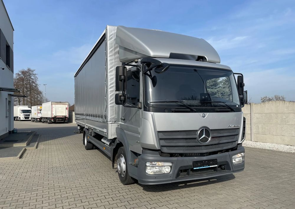 Mercedes-Benz ATEGO 818 Klima, Webasto, Burtofirana! - Camião de lona: foto 2 Mercedes-Benz ATEGO 818 Klima, Webasto, Burtofirana! - Camião de lona: foto 2